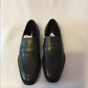 Men’s shoes